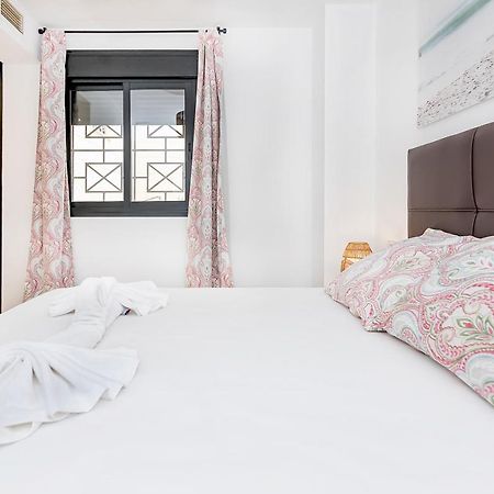 Maba/Private Backyard/Walk To Downtown/Large Smart Tv Apartment มาลากา ภายนอก รูปภาพ