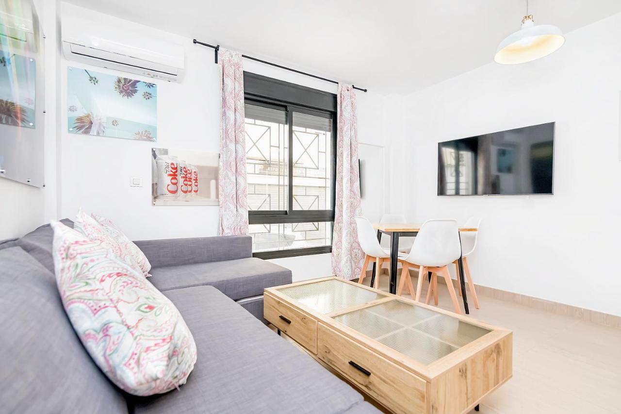 Maba/Private Backyard/Walk To Downtown/Large Smart Tv Apartment มาลากา ภายนอก รูปภาพ